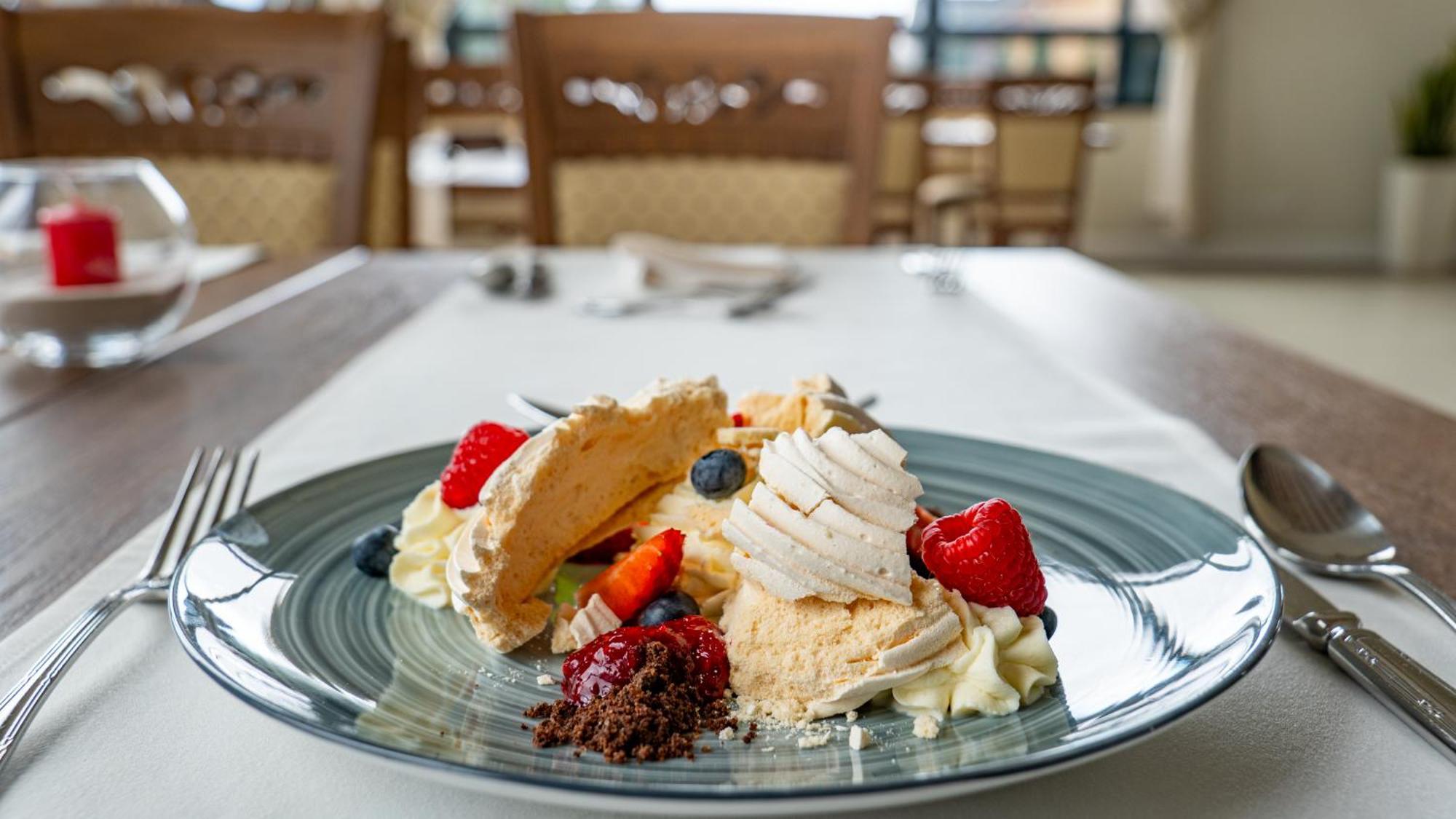 Boutique Odyseja & Spa Ciechocinek Ngoại thất bức ảnh Pavlova