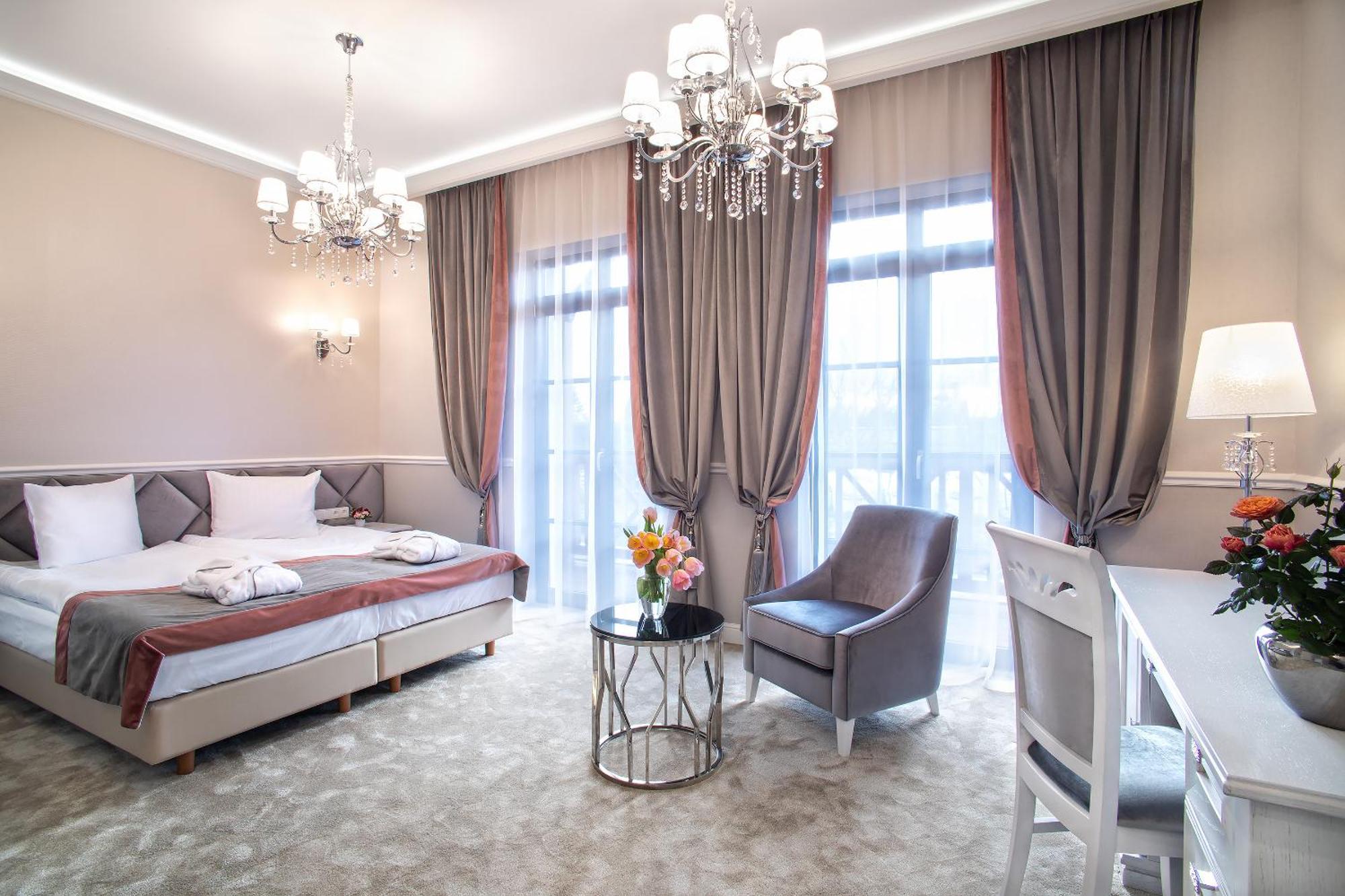 Boutique Odyseja & Spa Ciechocinek Ngoại thất bức ảnh A room at the hotel