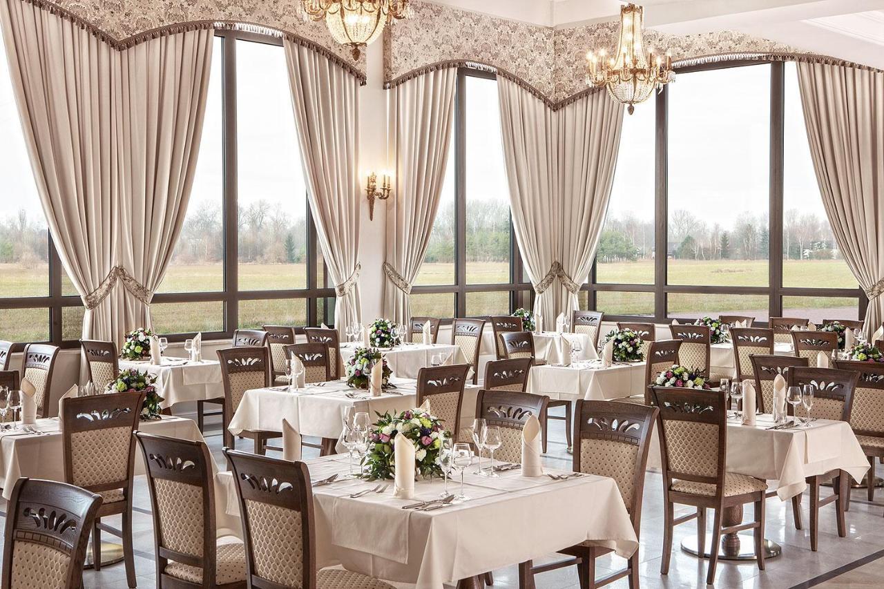 Boutique Odyseja & Spa Ciechocinek Ngoại thất bức ảnh Restaurant
